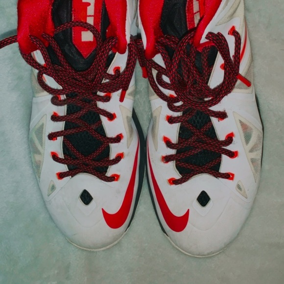 nike - Picture 1 of 3